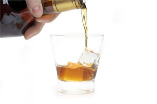 杯中藝術(shù) 酒精與無(wú)酒精即飲型飲料的視覺盛宴